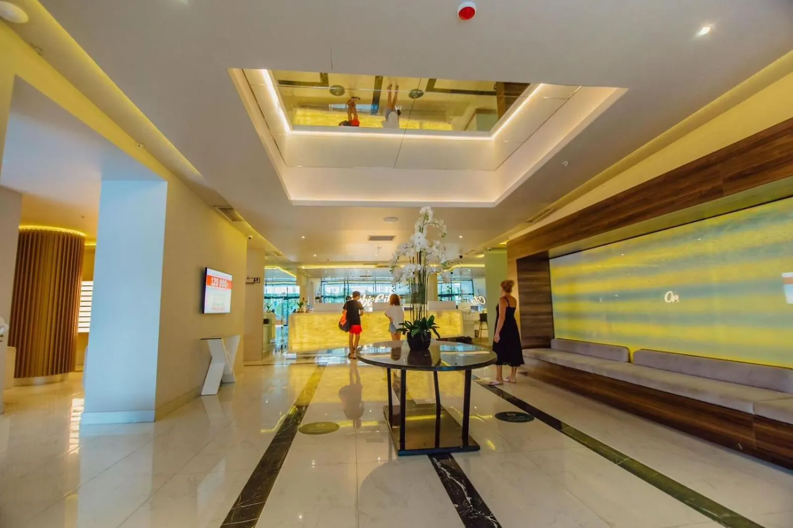 Orbi City Hotel Vip Batumi Apartment